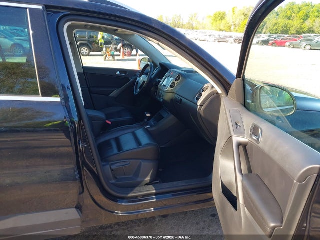 Aukcja sprzedaży 2010 Volkswagen Tiguan Se, vin: WVGBV7AX6AW510524, numer aukcji: 45096378