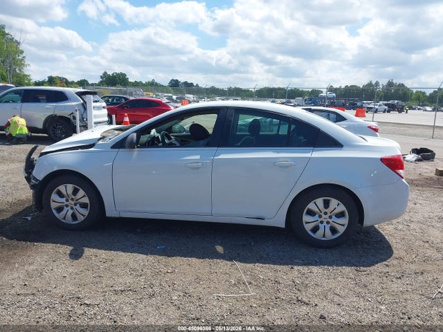 45096386 :رقم المزاد ، 1G1PA5SH1E7356556 vin ، 2014 Chevrolet Cruze Ls Auto مزاد بيع