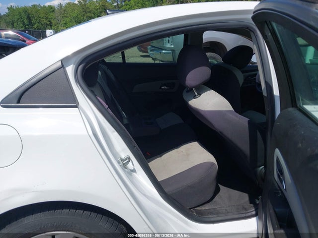 45096386 :رقم المزاد ، 1G1PA5SH1E7356556 vin ، 2014 Chevrolet Cruze Ls Auto مزاد بيع