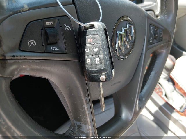 45096437 :رقم المزاد ، 1G4GC5ERXCF327867 vin ، 2012 Buick Lacrosse Leather Group مزاد بيع