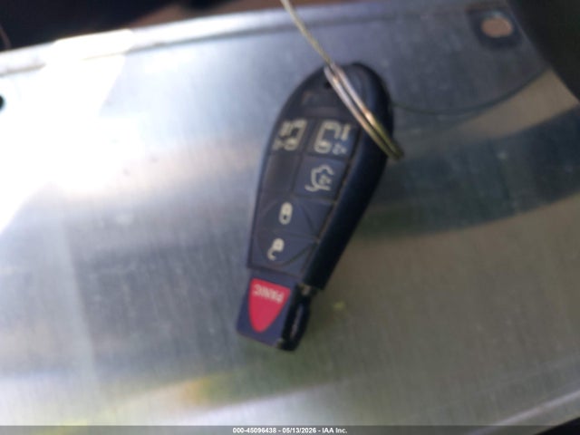 45096438 :رقم المزاد ، 2C4RC1BG5DR637816 vin ، 2013 Chrysler Town & Country Touring مزاد بيع
