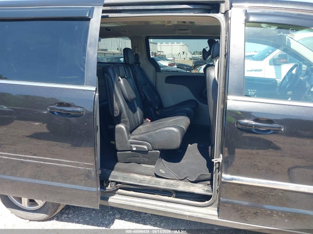 45096438 :رقم المزاد ، 2C4RC1BG5DR637816 vin ، 2013 Chrysler Town & Country Touring مزاد بيع
