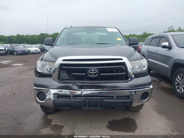 Продажа на аукционе авто 2013 Toyota Tundra Grade 5.7l V8, vin: 5TFUW5F11DX307932, номер лота: 45096451