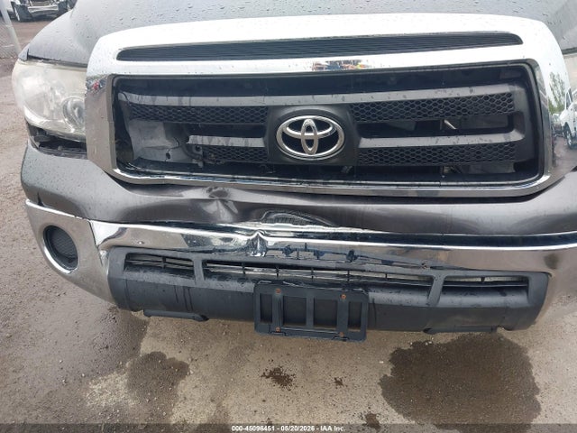 Продажа на аукционе авто 2013 Toyota Tundra Grade 5.7l V8, vin: 5TFUW5F11DX307932, номер лота: 45096451