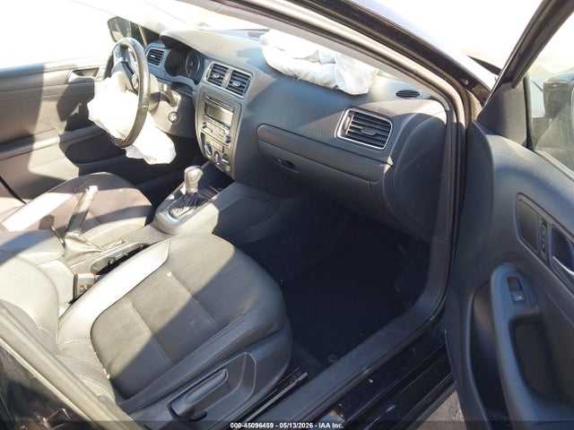 Продажа на аукционе авто 2012 Volkswagen Jetta 2.5l Se, vin: 3VWDX7AJ5CM322838, номер лота: 45096459