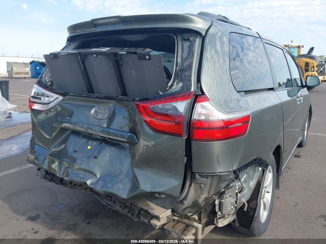 Toyota SIENNA LE 2020 5TDKZ3DC5LS025966 Image 6