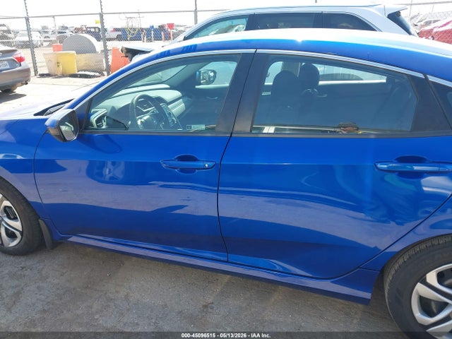 Aukcja sprzedaży 2018 Honda Civic Lx, vin: 2HGFC2F53JH572596, numer aukcji: 45096515
