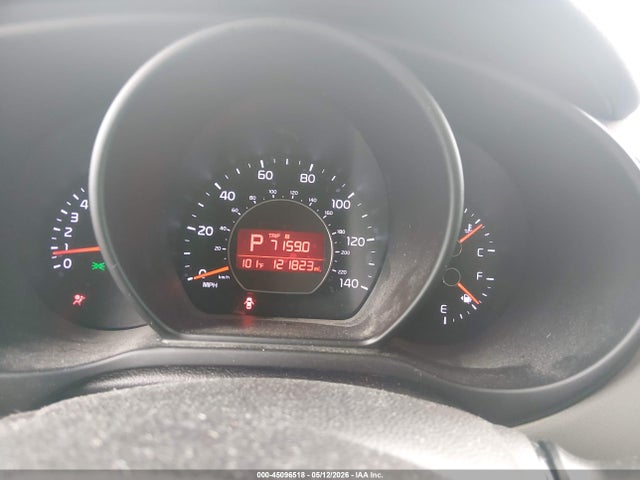 Продаж на аукціоні авто 2016 Kia Soul, vin: KNDJN2A27G7825567, номер лоту: 45096518
