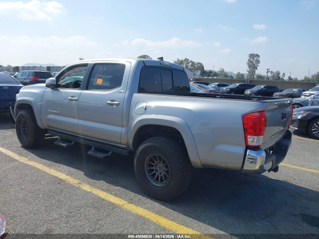 3TMAZ5CNXHM026998 Toyota Tacoma Sr5 V6