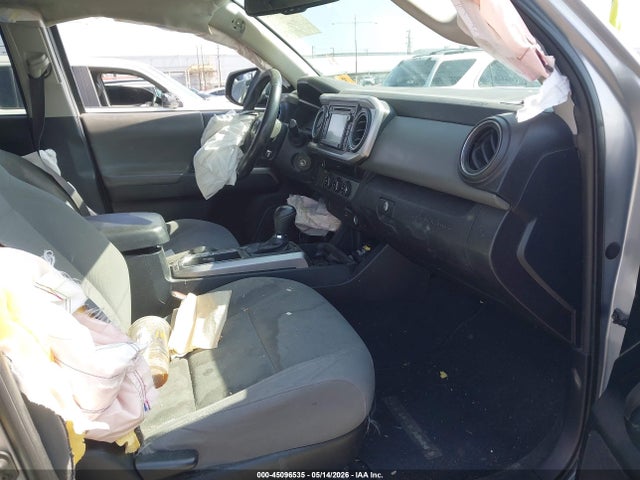 3TMAZ5CNXHM026998 Toyota Tacoma Sr5 V6