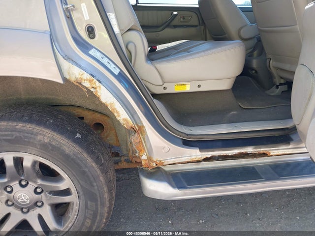 Продаж на аукціоні авто 2001 Toyota Sequoia Limited V8, vin: 5TDBT48A01S048617, номер лоту: 45096546
