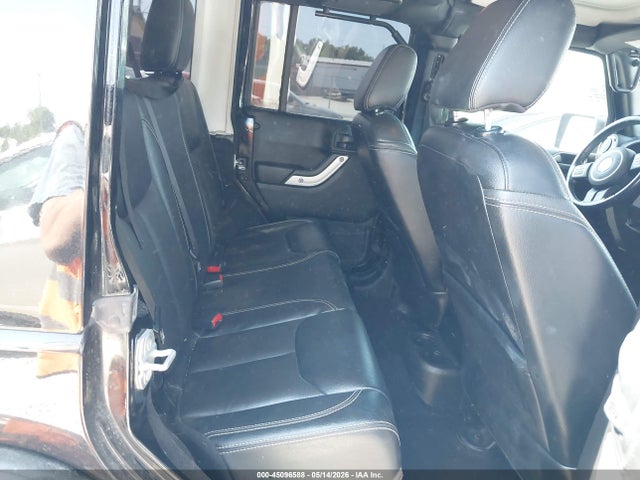 1C4BJWEG0GL204160 Jeep Wrangler Unlimited Sahara