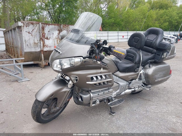 45096593 :رقم المزاد ، 1HFSC47H86A511158 vin ، 2006 Honda Gl1800 مزاد بيع
