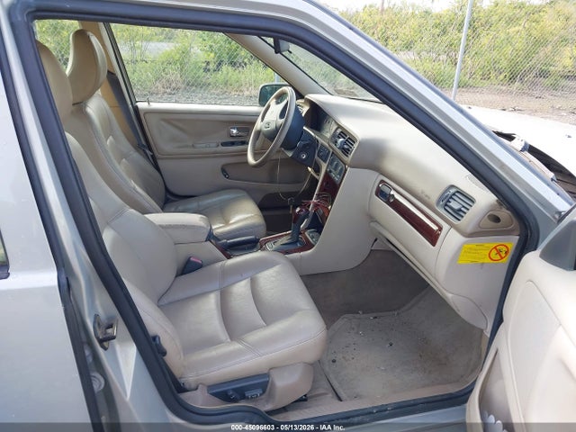 Продаж на аукціоні авто 2000 Volvo S70 Glt/glt Se, vin: YV1LS56D8Y2657928, номер лоту: 45096603