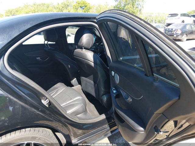 2020 Mercedes-benz C 300 4matic მანქანა იყიდება აუქციონზე, vin: 55SWF8EB0LU327567, აუქციონის ნომერი: 45096613