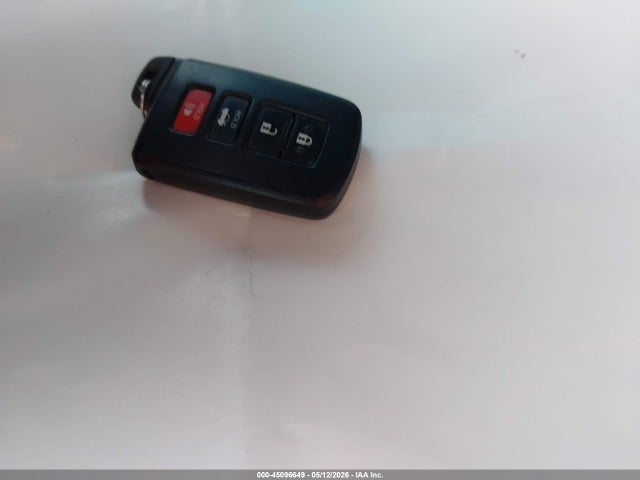 45096649 :رقم المزاد ، 4T1BF1FK5HU732291 vin ، 2017 Toyota Camry Xse مزاد بيع
