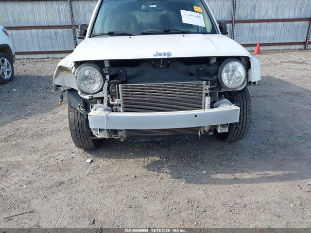 45096655 :رقم المزاد ، 1C4NJPFA2HD161157 vin ، 2017 Jeep Patriot Latitude Fwd مزاد بيع