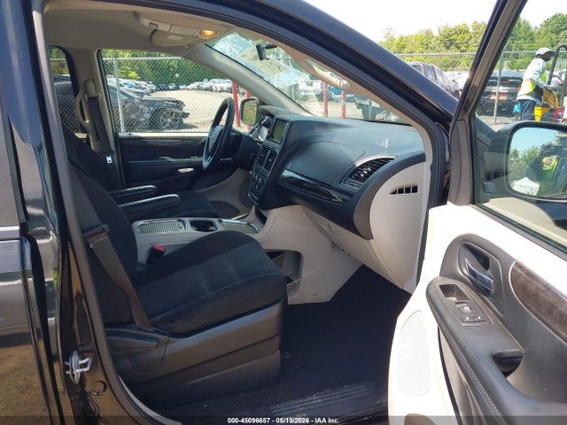 45096657 :رقم المزاد ، 2C4RDGCG6GR374609 vin ، 2016 Dodge Grand Caravan Sxt مزاد بيع