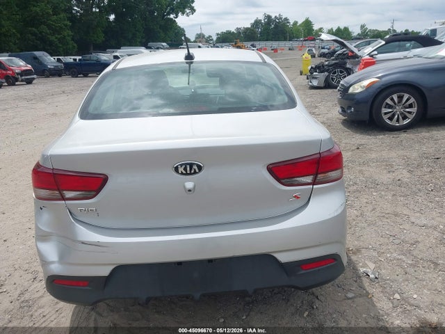 2018 Kia Rio S მანქანა იყიდება აუქციონზე, vin: 3KPA24AB3JE115044, აუქციონის ნომერი: 45096670