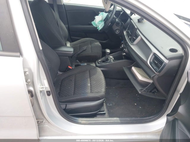 2018 Kia Rio S მანქანა იყიდება აუქციონზე, vin: 3KPA24AB3JE115044, აუქციონის ნომერი: 45096670
