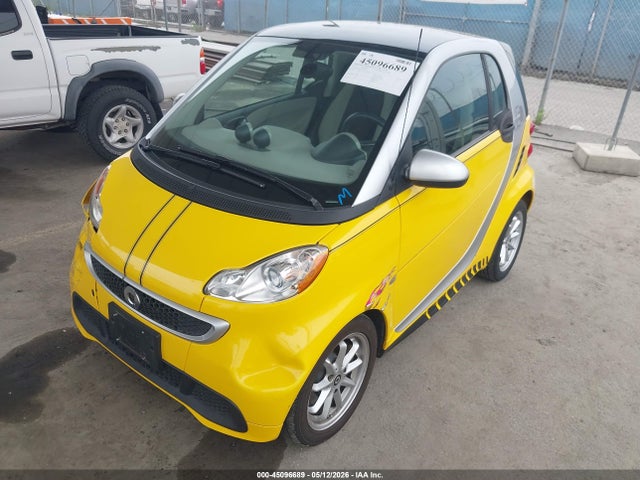 Aukcja sprzedaży 2015 Smart Fortwo Electric Drive Passion, vin: WMEEJ9AA8FK831243, numer aukcji: 45096689