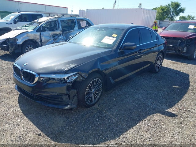 2019 Bmw 540i Xdrive მანქანა იყიდება აუქციონზე, vin: WBAJE7C59KG893234, აუქციონის ნომერი: 45096694