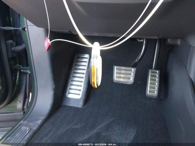Rivian R1t Launch Edition 2022 7FCTGAAL4NN004483 Image 11