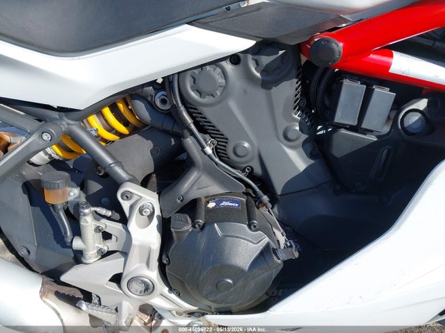 Ducati Supersport 2017 ZDMVABDS8HB003369 Image 8