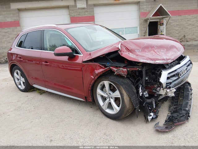 45096731 :رقم المزاد ، WA1BNAFY8L2078204 vin ، 2020 Audi Q5 Premium Plus 45 Tfsi Quattro S Tronic مزاد بيع