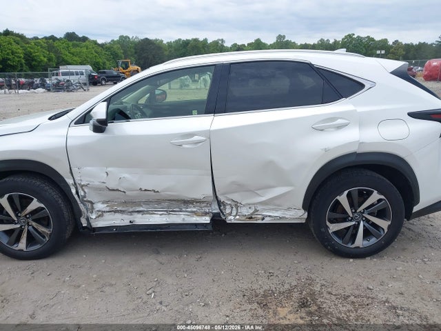JTJBJRBZ9K2125637 Lexus NX 300H