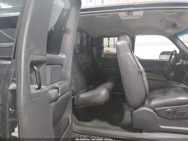 45096754 :رقم المزاد ، 1GCJK39G64E269208 vin ، 2004 Chevrolet Silverado 3500 Lt مزاد بيع