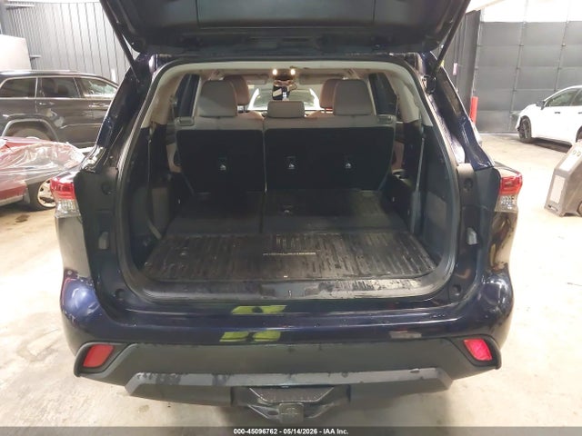 45096762 :رقم المزاد ، 5TDCZRBH2MS133386 vin ، 2021 Toyota Highlander L مزاد بيع
