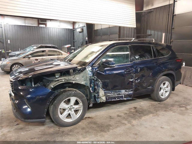 45096762 :رقم المزاد ، 5TDCZRBH2MS133386 vin ، 2021 Toyota Highlander L مزاد بيع