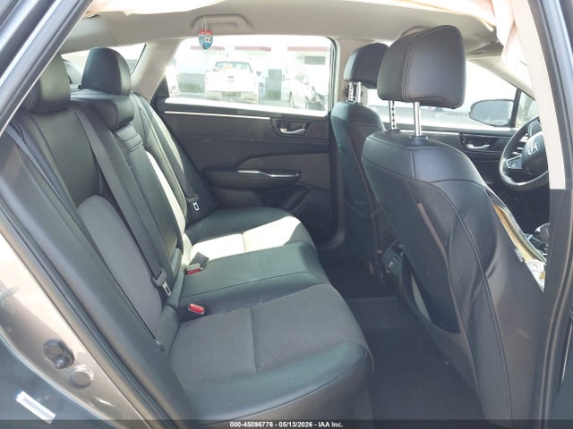 JHMZC5F14JC014476 Honda CLARITY PLUG-IN HYBRID