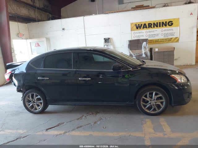 2014 Nissan Sentra Sr მანქანა იყიდება აუქციონზე, vin: 3N1AB7APXEY279962, აუქციონის ნომერი: 45096844