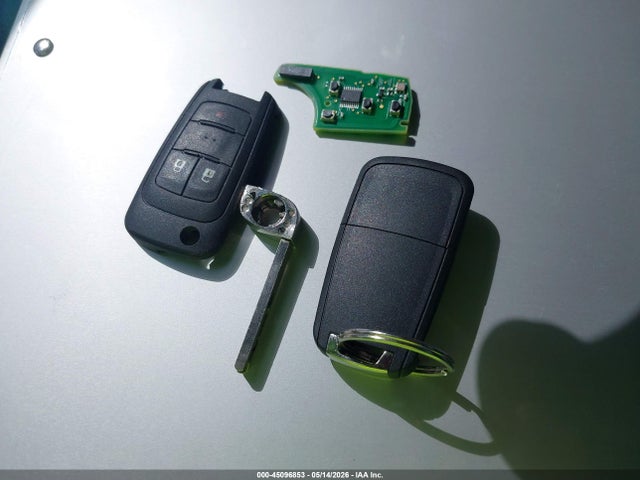 2GNALBEK6H1594098 Chevrolet EQUINOX LS