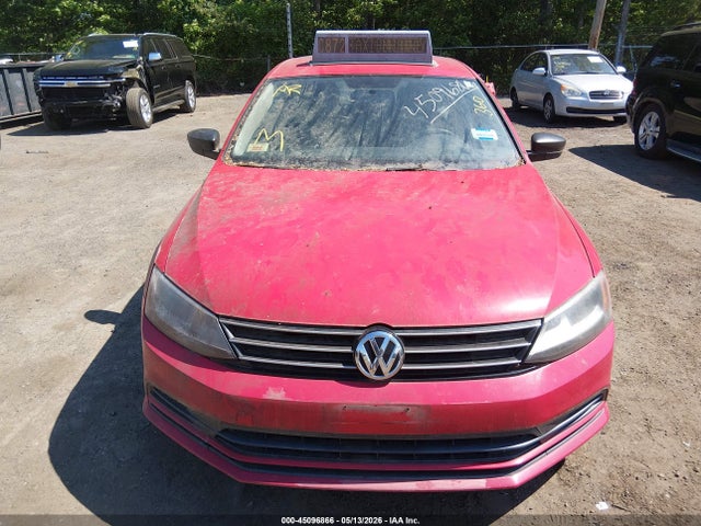 2015 Volkswagen Jetta 2.0l S მანქანა იყიდება აუქციონზე, vin: 3VW2K7AJ4FM355081, აუქციონის ნომერი: 45096866