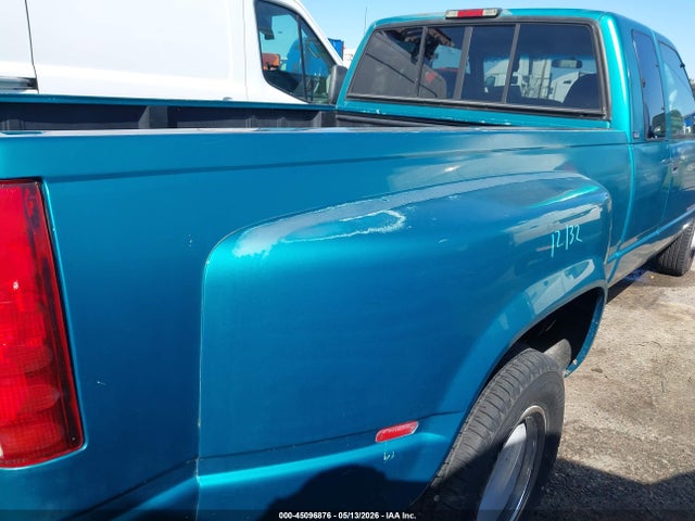 45096876 :رقم المزاد ، 1GTHC39N2RE551198 vin ، 1994 Gmc Sierra C3500 مزاد بيع