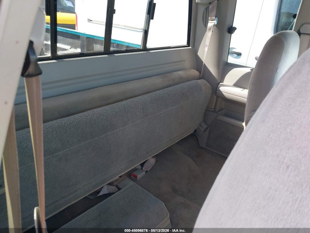 45096876 :رقم المزاد ، 1GTHC39N2RE551198 vin ، 1994 Gmc Sierra C3500 مزاد بيع