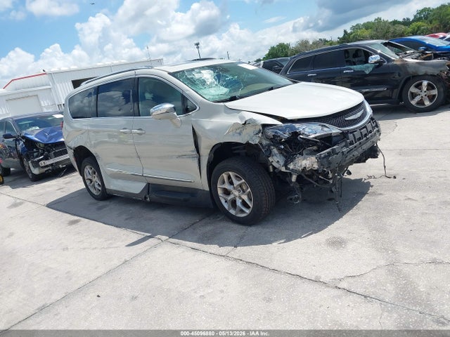 Продаж на аукціоні авто 2017 Chrysler Pacifica Limited, vin: 2C4RC1GG1HR764027, номер лоту: 45096880