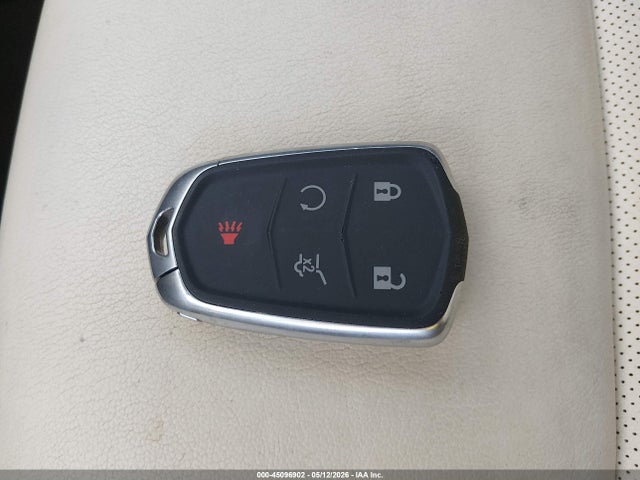 45096902 :رقم المزاد ، 1GYKNCRS3KZ107911 vin ، 2019 Cadillac Xt5 Luxury مزاد بيع