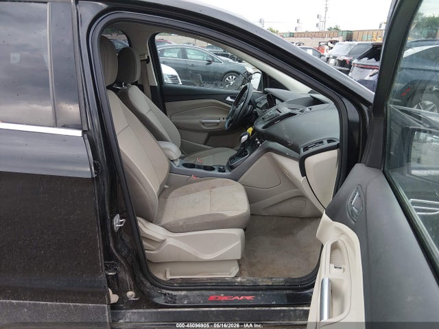 Продаж на аукціоні авто 2014 Ford Escape Se, vin: 1FMCU9GX8EUA88638, номер лоту: 45096905