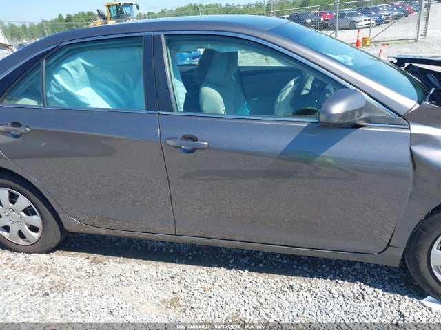 4T1BF1FK0HU798344 Toyota CAMRY LE