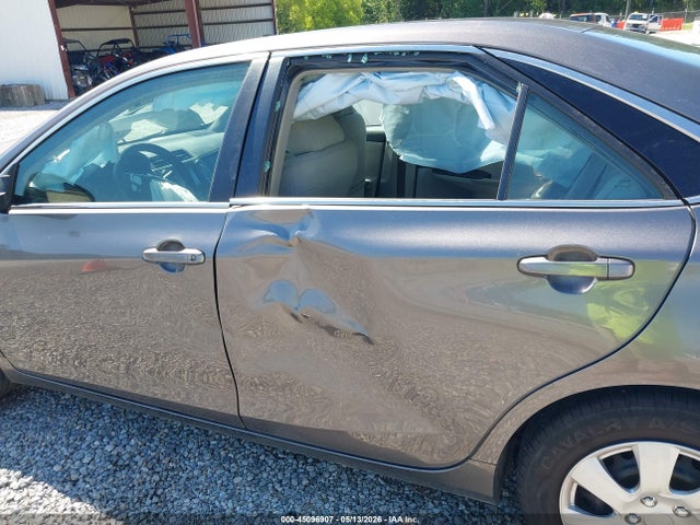 4T1BF1FK0HU798344 Toyota CAMRY LE