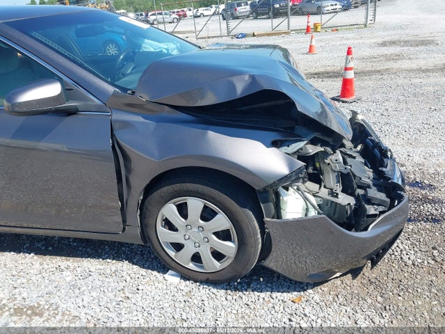 4T1BF1FK0HU798344 Toyota CAMRY LE