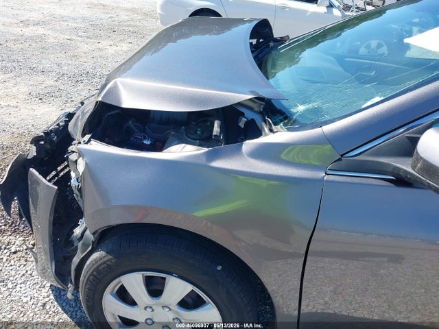 4T1BF1FK0HU798344 Toyota CAMRY LE
