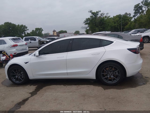 Продаж на аукціоні авто 2018 Tesla Model 3 Long Range/mid Range, vin: 5YJ3E1EA3JF161855, номер лоту: 45096928