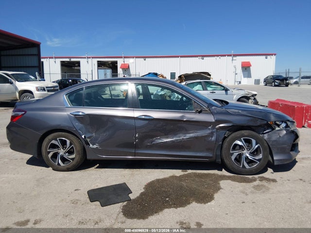 Aukcja sprzedaży 2017 Honda Accord Lx, vin: 1HGCR2F38HA286123, numer aukcji: 45096929