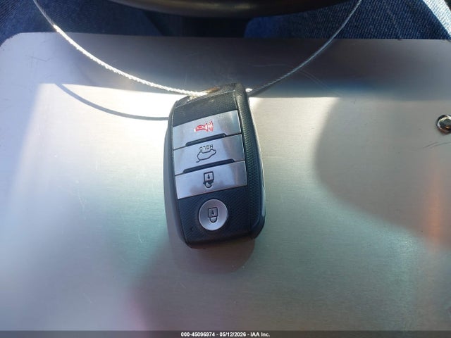 Продажа на аукционе авто 2019 Kia Soul +, vin: KNDJP3A52K7671319, номер лота: 45096974