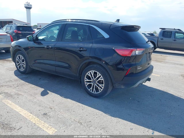 45096985 :رقم المزاد ، 1FMCU9CZ6MUB22713 vin ، 2021 Ford Escape Sel Hybrid مزاد بيع